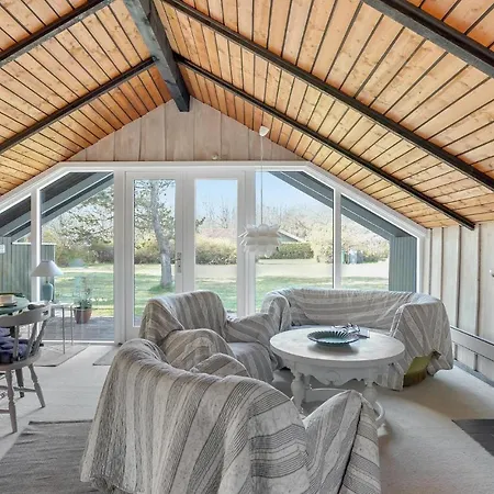 Gorgeous In With Kitchen