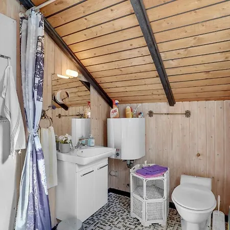 Σπίτι διακοπών Gorgeous In With Kitchen Dannemare