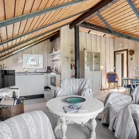 Gorgeous In With Kitchen