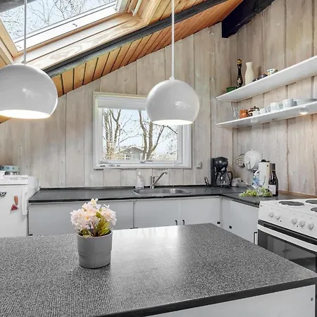 Semesterbostad Gorgeous In With Kitchen Dannemare